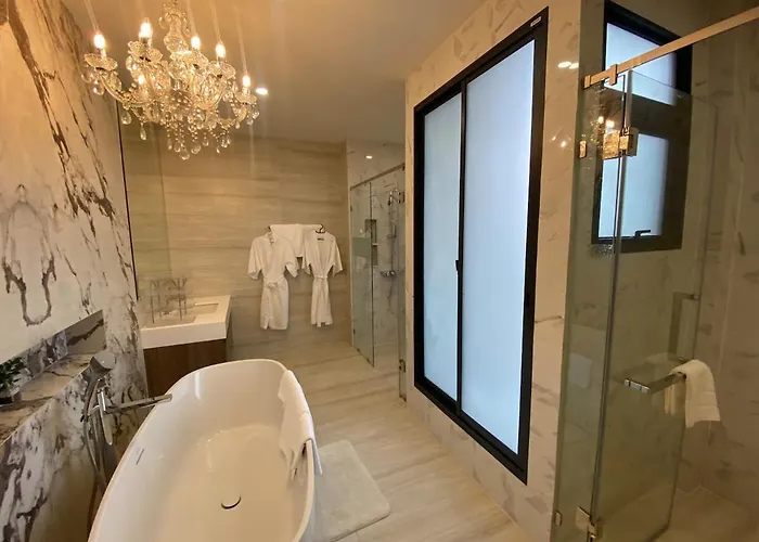 Luxury In Yothinpattana Include Gym And Swimming Pool ヴィラ バンコク都