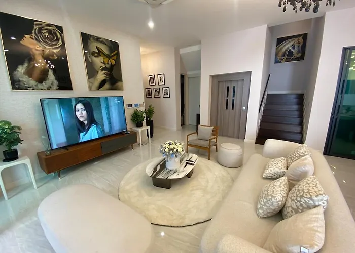 Luxury In Yothinpattana Include Gym And Swimming Pool ヴィラ バンコク都
