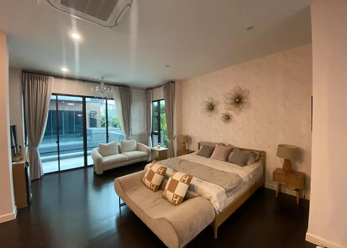 Luxury In Yothinpattana Include Gym And Swimming Pool *